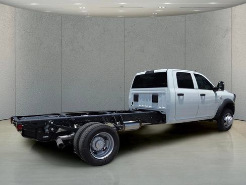 New 2026 RAM 5500 Tradesman w/ Chrome Appearance Group AWD/4WD image 3