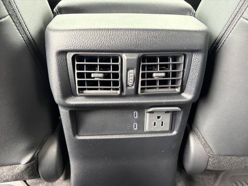 New 2026 Toyota 4Runner Limited AWD/4WD image 10