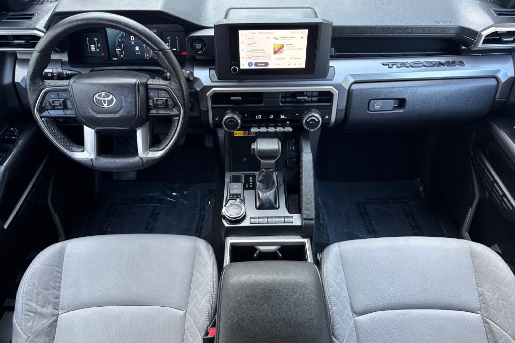 Certified 2026 Toyota Tacoma SR5 AWD/4WD image 12