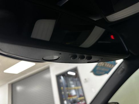 Used 2011 Mercedes-Benz E 350 4MATIC Sedan image 66