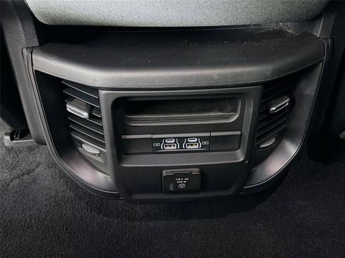 Used 2025 RAM 1500 Big Horn AWD/4WD image 26