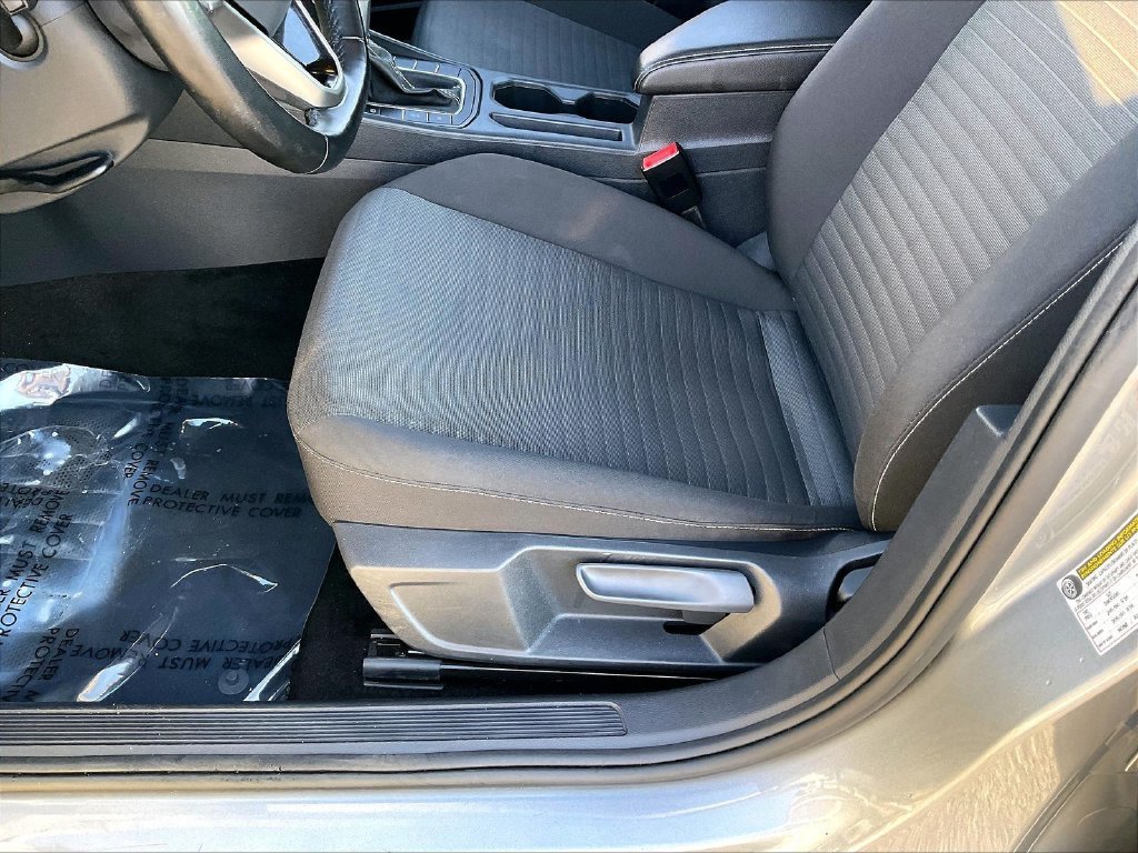 Used 2025 Volkswagen Jetta S FWD image 30