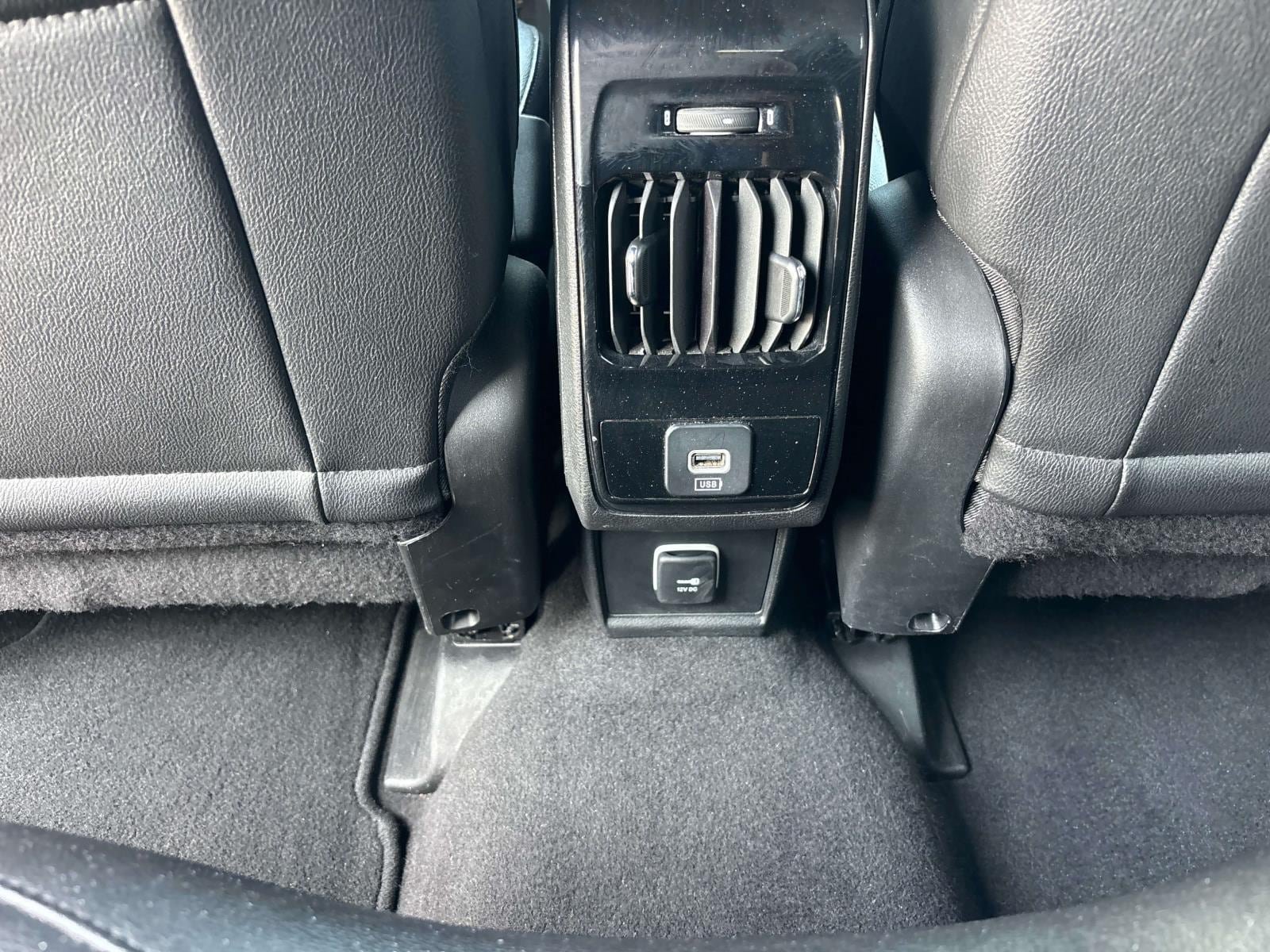 Certified 2025 Jeep Compass Limited AWD/4WD image 13
