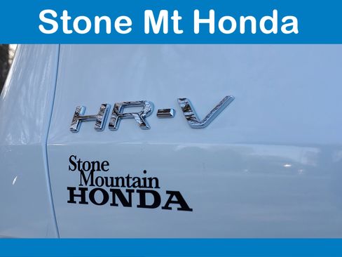 Used 2025 Honda HR-V LX image 7