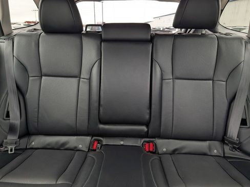 Used 2023 Subaru Outback Limited image 13