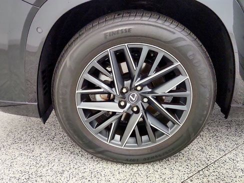 Used 2025 Lexus TX 350 AWD w/ Technology Package image 9