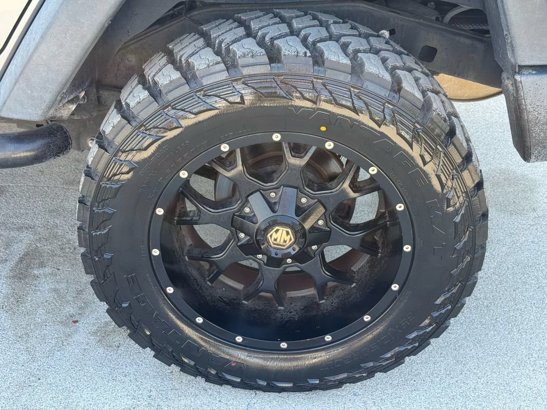 Used 2015 Jeep Wrangler Unlimited Sport w/ Quick Order Package 24S AWD/4WD image 13