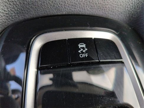 Certified 2025 Toyota Corolla LE image 24