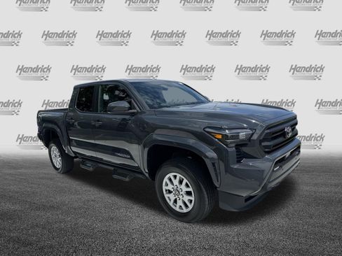 Used 2024 Toyota Tacoma SR5 w/ SR5 Upgrade Package AWD/4WD image 2