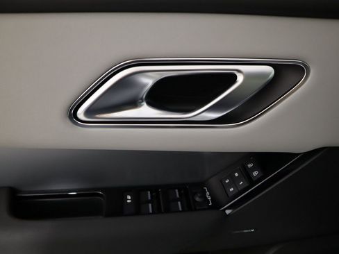 Certified 2024 Land Rover Range Rover Velar S AWD/4WD image 24