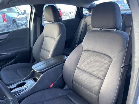 Used 2022 Chevrolet Malibu LT image 11