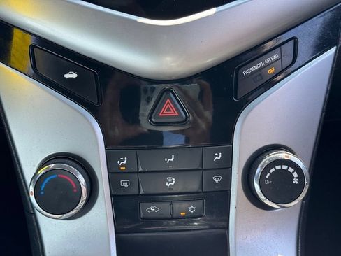 Used 2015 Chevrolet Cruze LT w/ RS Package FWD image 22
