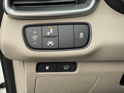 Used 2019 Kia Sorento EX image 16