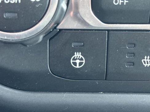 Used 2018 Jeep Wrangler Sport AWD/4WD image 27