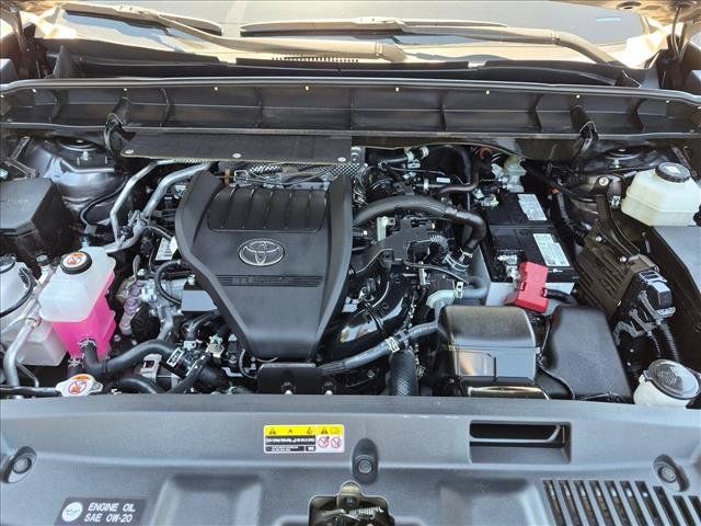 Used 2023 Toyota Highlander Platinum FWD image 22