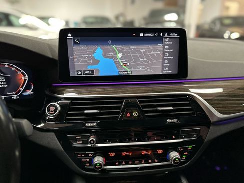 Used 2022 BMW 540i xDrive w/ M Sport Package AWD/4WD image 23