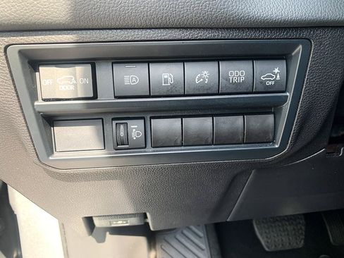 Certified 2025 Toyota Sequoia SR5 AWD/4WD image 23