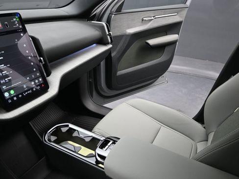 New 2026 Volvo EX30 Cross Country Ultra w/ Protection Package Premier AWD/4WD image 15