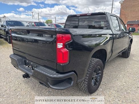 Used 2025 Chevrolet Silverado 1500 LT Trail Boss w/ LT Trail Boss Premium Package AWD/4WD image 45