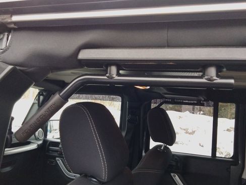 Used 2017 Jeep Wrangler Unlimited Sahara w/ Max Tow Package image 23