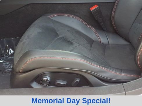 Used 2022 Chevrolet Corvette Stingray Premium Cpe w/ Engine Appearance Package RWD image 9