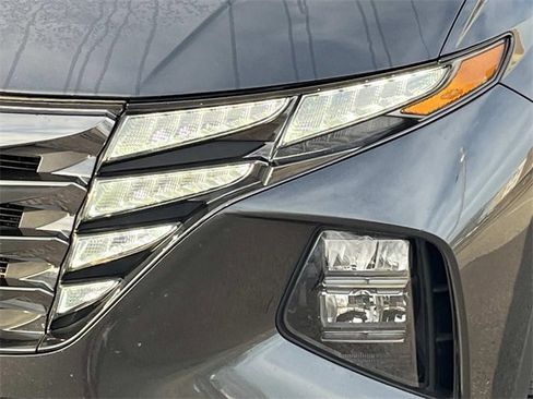 Used 2022 Hyundai Tucson SEL w/ Convenience + Premium Package image 8