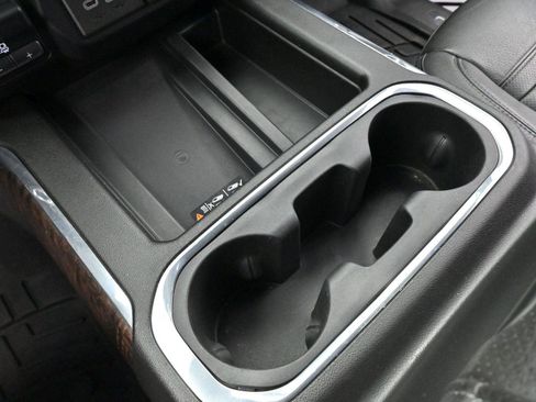 Used 2023 GMC Sierra 3500 Denali w/ Denali Ultimate Package image 26