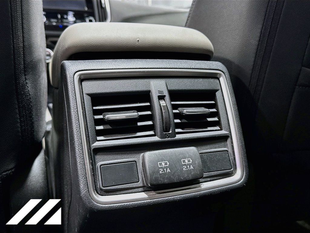 Used 2020 Subaru Forester Premium AWD/4WD image 27