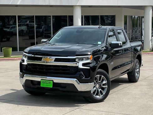 Certified 2026 Chevrolet Silverado 1500 LT w/ Convenience Package II RWD image 10