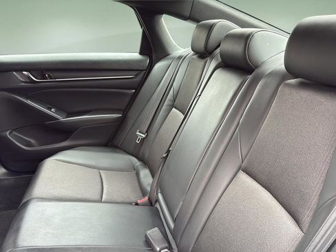 Used 2022 Honda Accord Sport image 13
