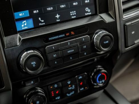 Used 2017 Ford F150 XLT w/ Equipment Group 302A Luxury image 27