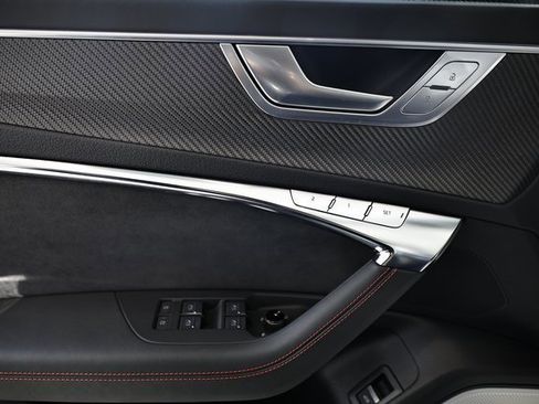 New 2025 Audi RS 6 performance image 16