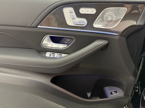 New 2026 Mercedes-Benz GLS 63 AMG 4MATIC image 11