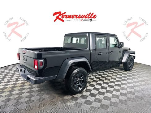 New 2026 Jeep Gladiator Sport image 7