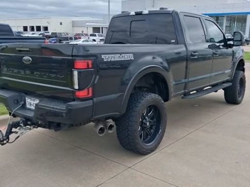 Used 2022 Ford F250 Lariat w/ Tremor Off-Road Package image 8