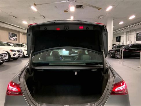 Used 2022 Mercedes-Benz E 350 Sedan image 31