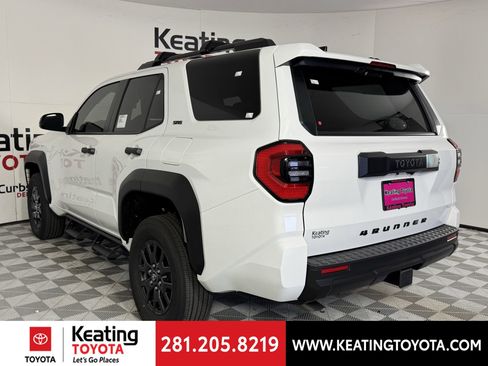 New 2026 Toyota 4Runner SR5 image 10