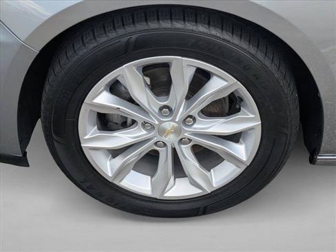 Used 2023 Chevrolet Malibu LT FWD image 21