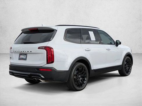 Used 2022 Kia Telluride SX w/ SX Prestige Package AWD/4WD image 5