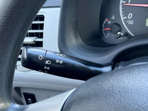 Used 2011 Toyota Corolla LE image 23