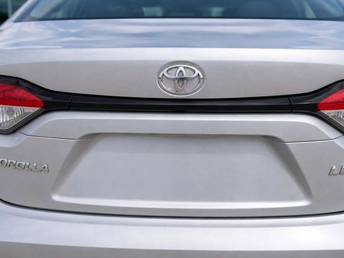 Used 2024 Toyota Camry SE FWD image 15