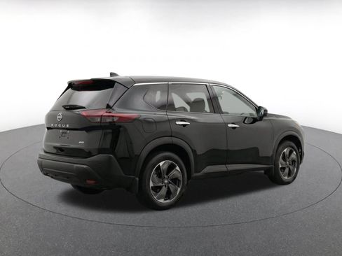 Used 2025 Nissan Rogue SV FWD image 9