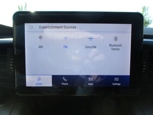 Used 2023 Ford Explorer XLT image 22