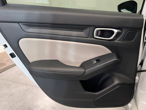 Used 2024 Honda Civic EX-L image 18