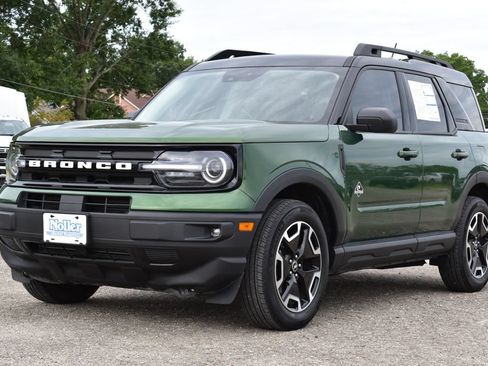 Certified 2023 Ford Bronco Sport Outer Banks w/ Tech Package AWD/4WD image 1