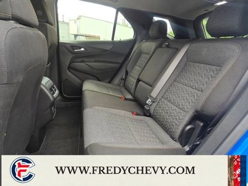 Used 2024 Chevrolet Equinox LT FWD image 16