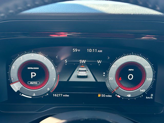 Certified 2025 Nissan Pathfinder Platinum AWD/4WD image 40