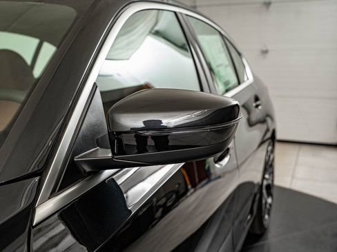 New 2026 BMW 330i xDrive Sedan w/ Premium Package AWD/4WD image 14