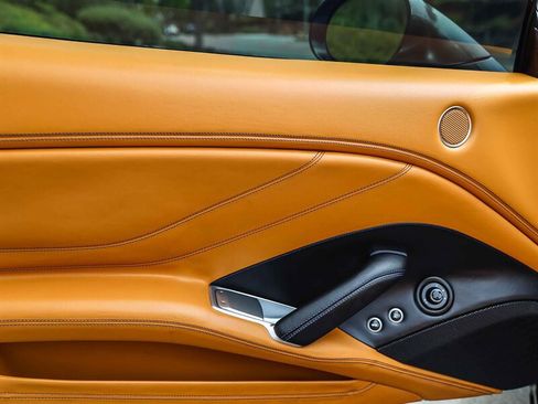 Used 2016 Ferrari California T RWD image 30