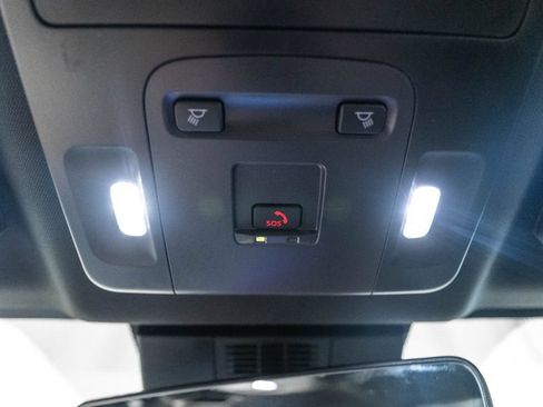 Used 2026 Toyota Camry SE w/ Convenience Package FWD image 28